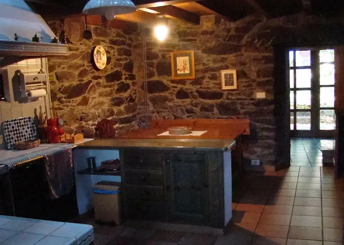 Casa Dos Pedrouzos Kır Evi Doncos