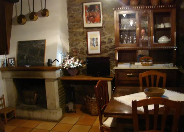 Casa Dos Pedrouzos Kır Evi *